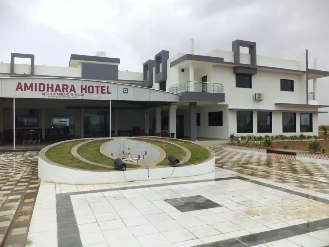 Hotel Amidhara Дварка Экстерьер фото
